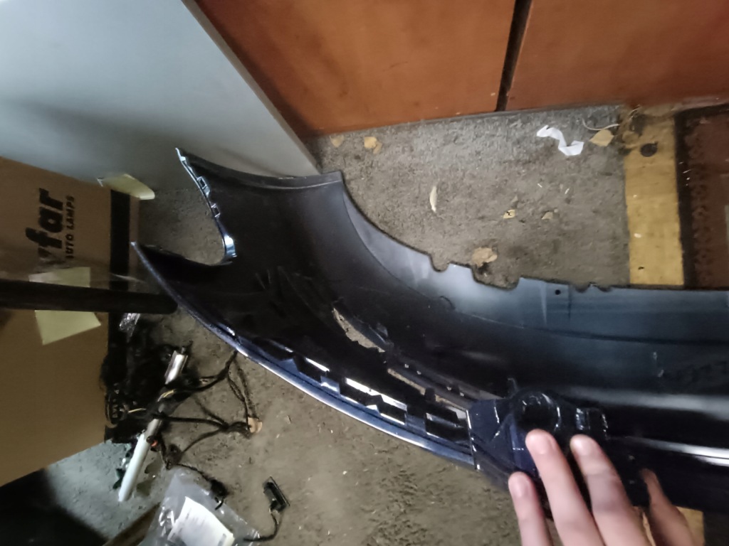 фото №11, Бампер перед передний audi a4 b7 pdc lz5a