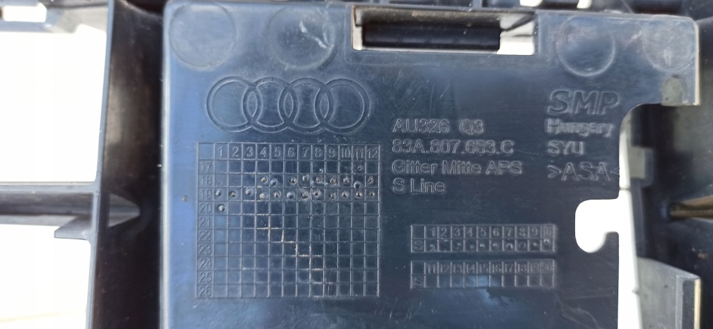Audi q3 2 83a s-line 2018- решітка бампера перед 83a807683c Ціна