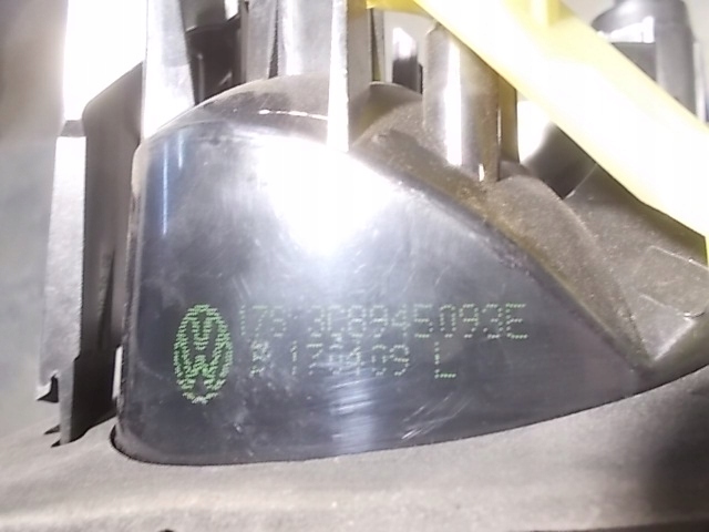 фото №9, Volkswagen оригінальний номер 3c8945093e лампа задня l