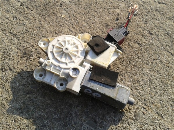 фото №4, Моторчик правый передний opel signum 9178988