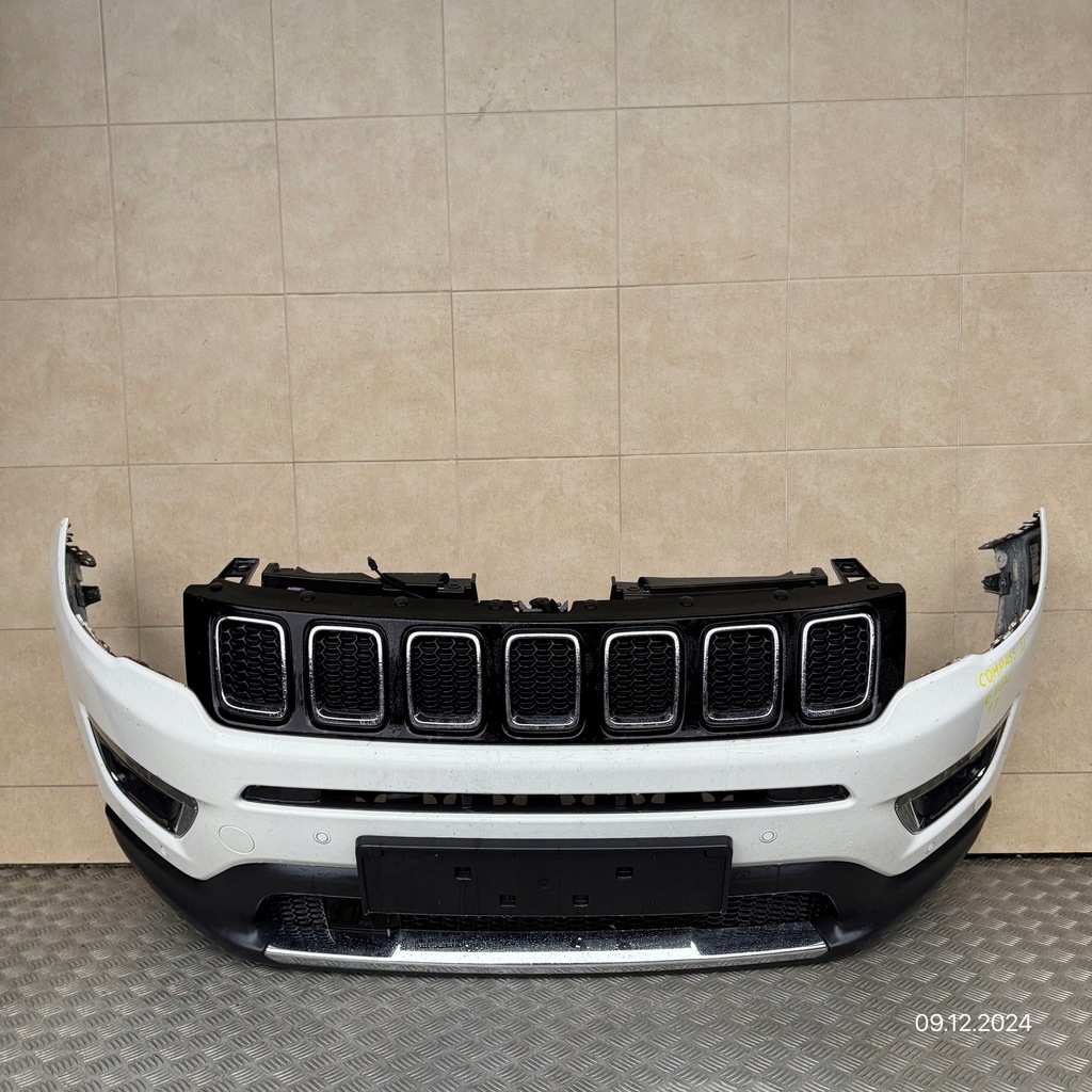 фото №1, Бампер передний kompletny jeep compass ii 2017 rok 6 pdc
