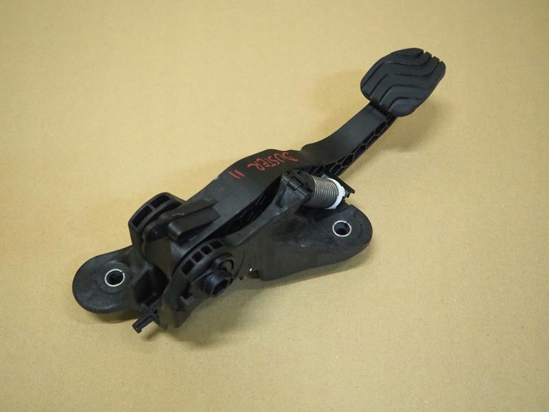 фото №2, Педаль сцепления dacia duster ii