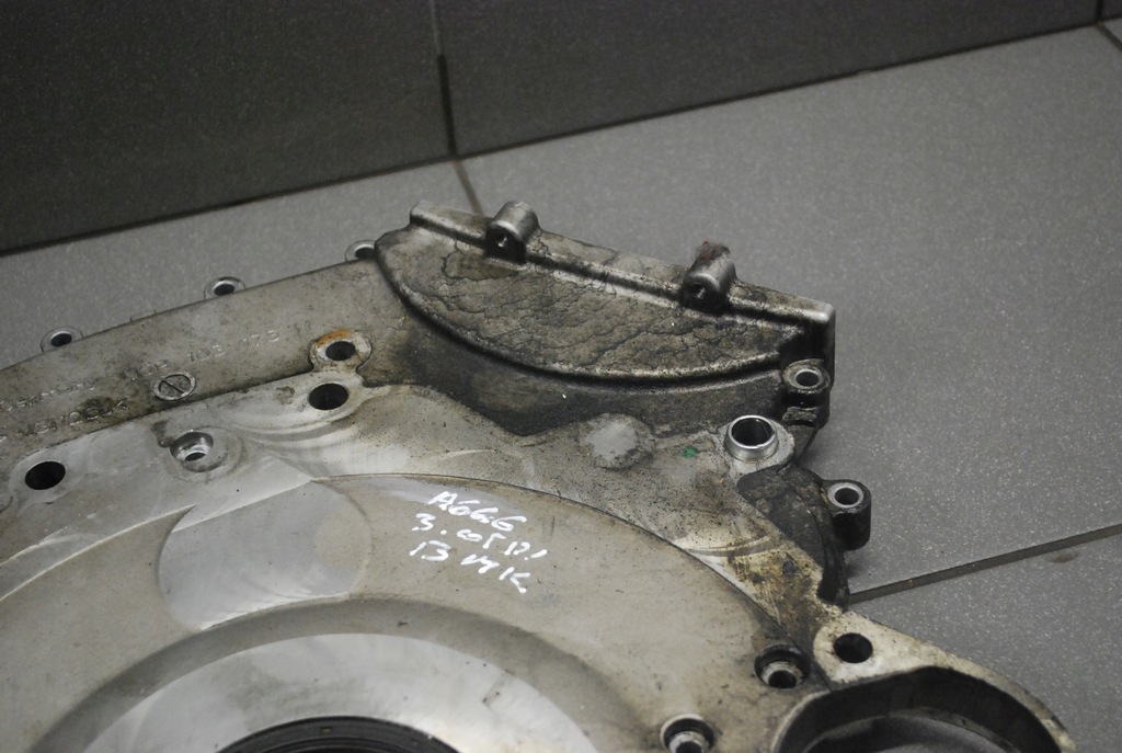 фото №2, Корпус распределительного вала audi a6 c6 3.0 tdi 059103173m