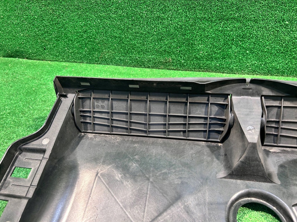 Tesla model 3 повітропровід повітря жалюзі 1559787-00-a в Україні