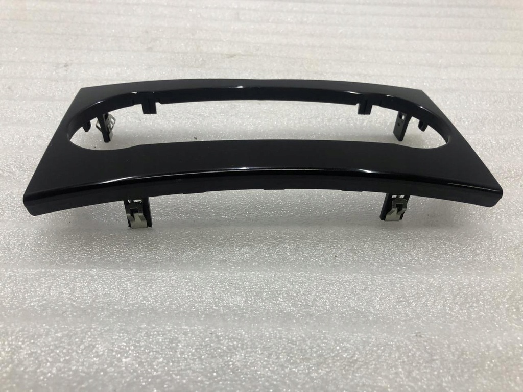 фото №2, Рамка радіо mercedes w204 a2046800390