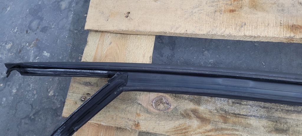 фото №10, A3 8v lift s3 молдинг прокладка стекло правый перед хром sedan 8v5837432