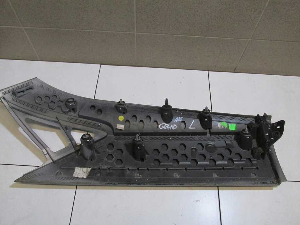 фото №7, Накладка молдинг крыла задняя цвет ga grand c-max