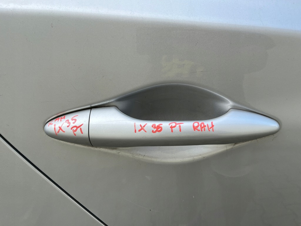 фото №1, Hyundai ix35 ручка дверь правый задняя rah 2009-