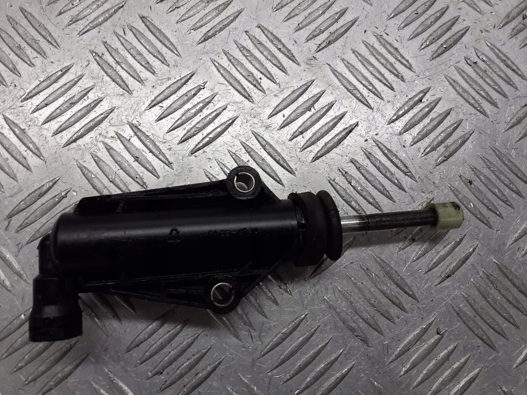 фото №1, Помпа сцепления lancia ypsilon ii 1.2 8v 55187212