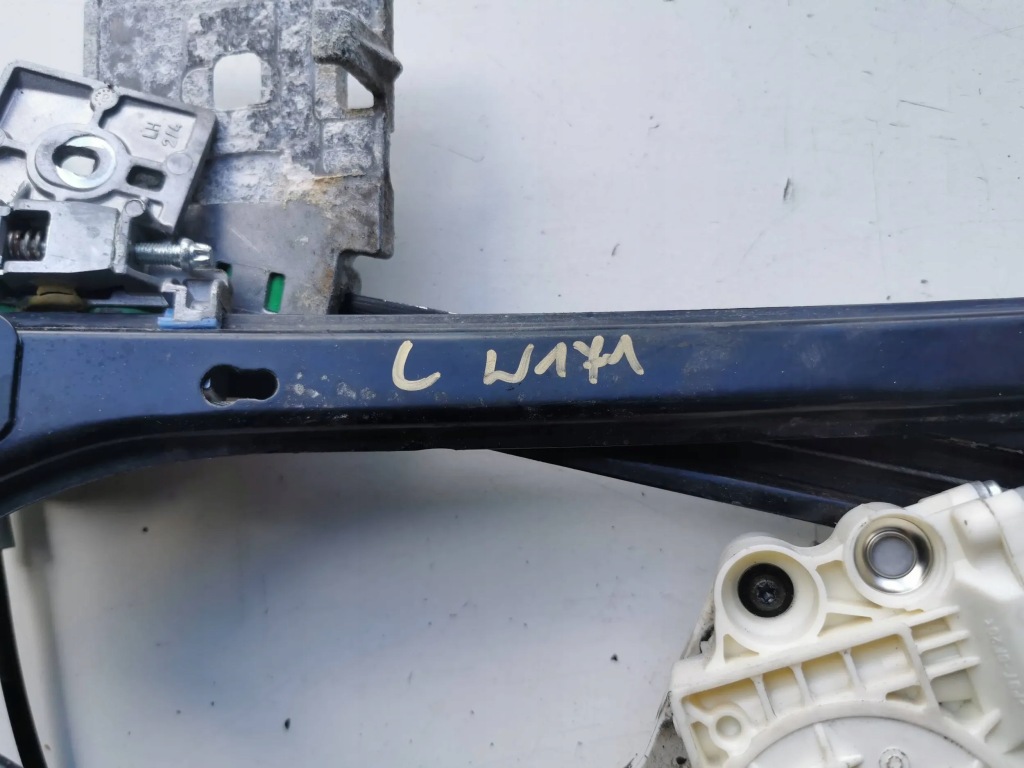 фото №8, Mercedes slk r171 механизм стекло левый перед a1717200346 a1718201342 eur