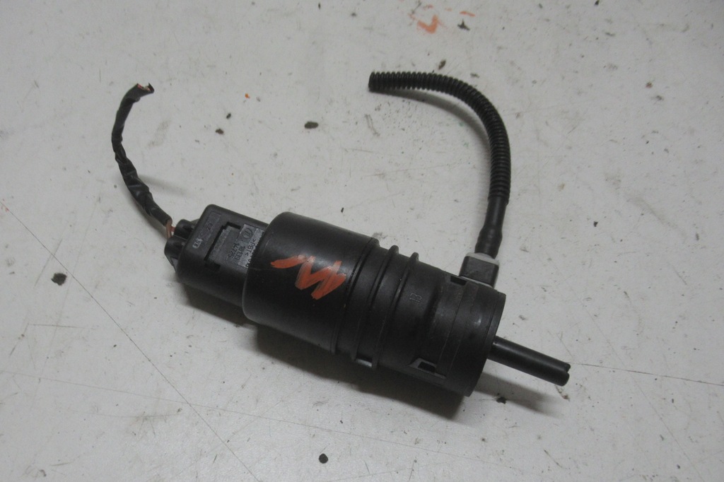 фото №1, Bmw f20 11r помпа розпилювача 7302588