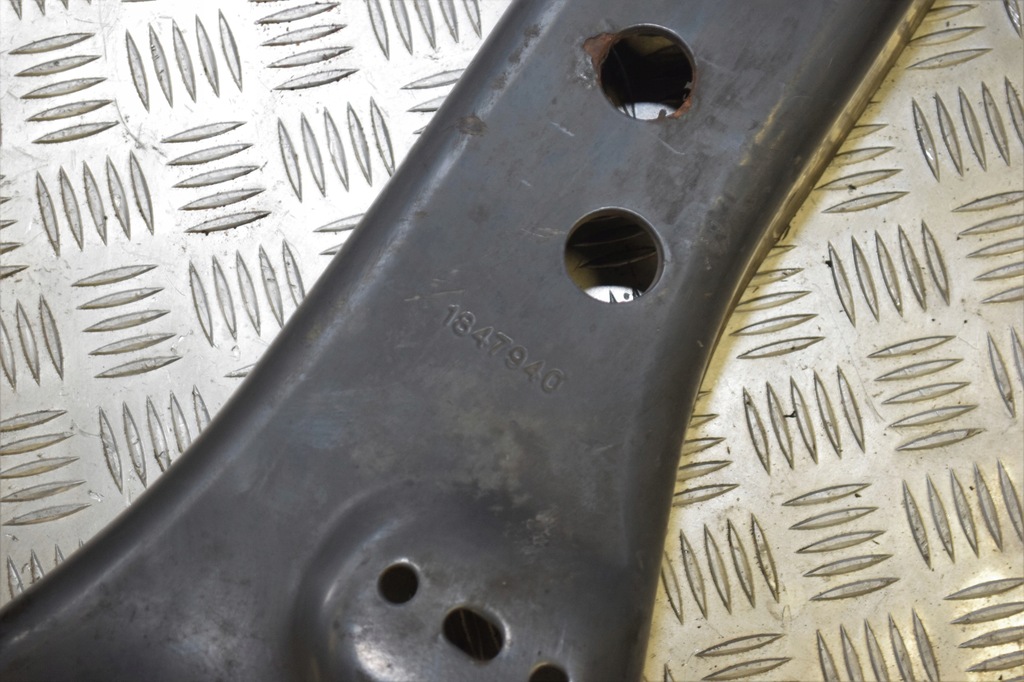 фото №3, Балка поперечна scania r