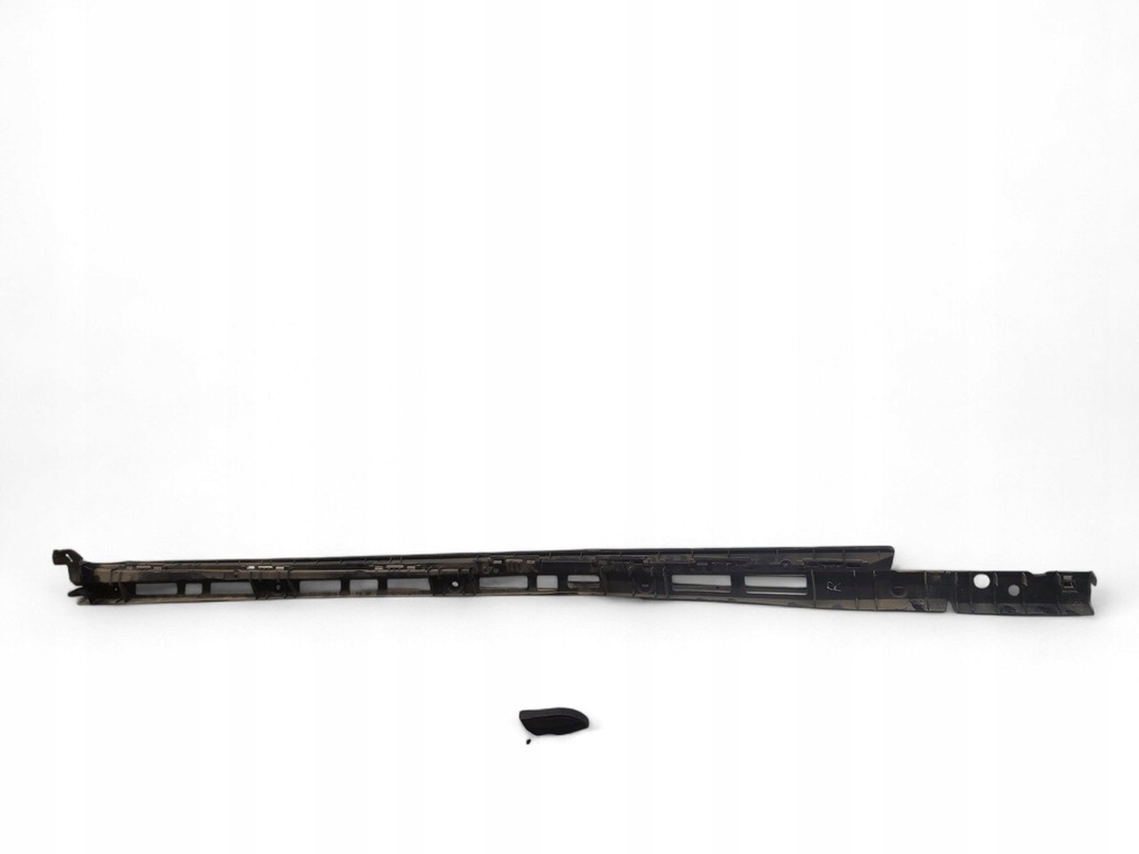фото №6, Mercedes-benz glc x253 c253 a2536980227 правая сторона направляющая накладки порога
