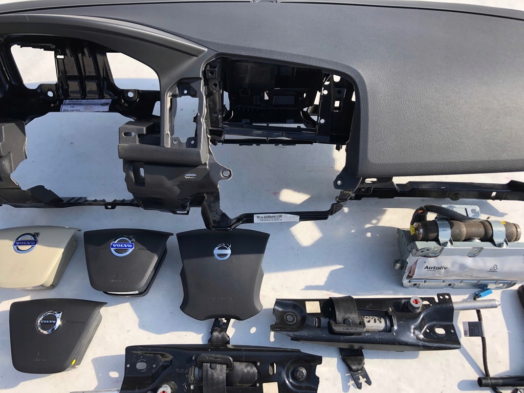 фото №6, Volvo xc60 панель приладів панель приладів консоль подушки безпеки ремені