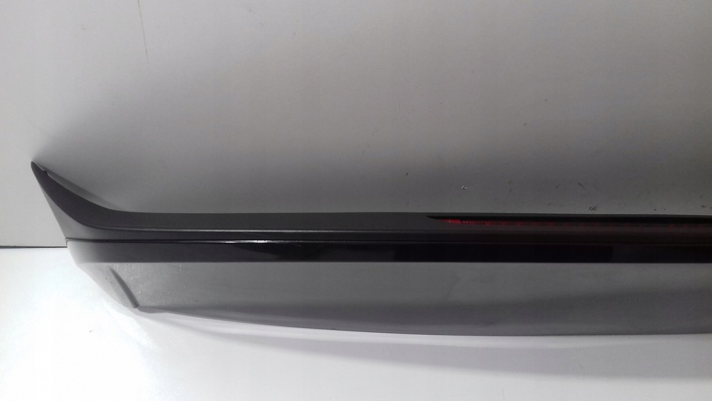 фото №2, Спойлер козырёк задний крышки vw t-roc