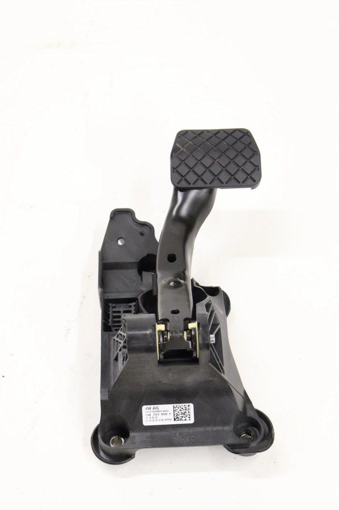 фото №1, Vw t-cross педаль гальма 2q1723058f