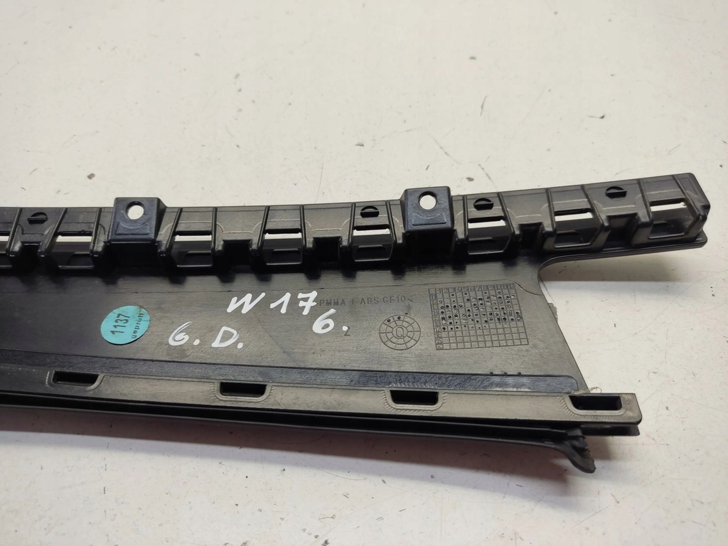 фото №7, Mercedes-benz a w176 2017 молдинг скло задній a1767320200