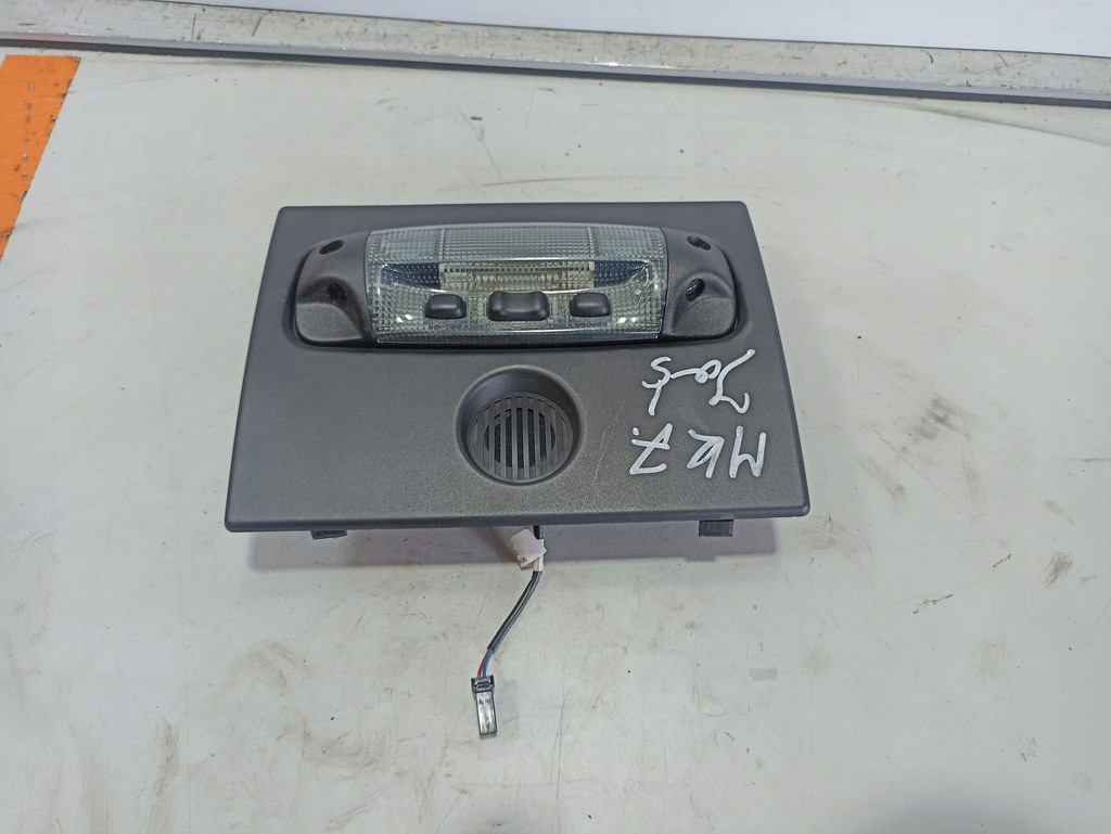 фото №1, Ford fiesta mk7 lift лампа освещение кабины st