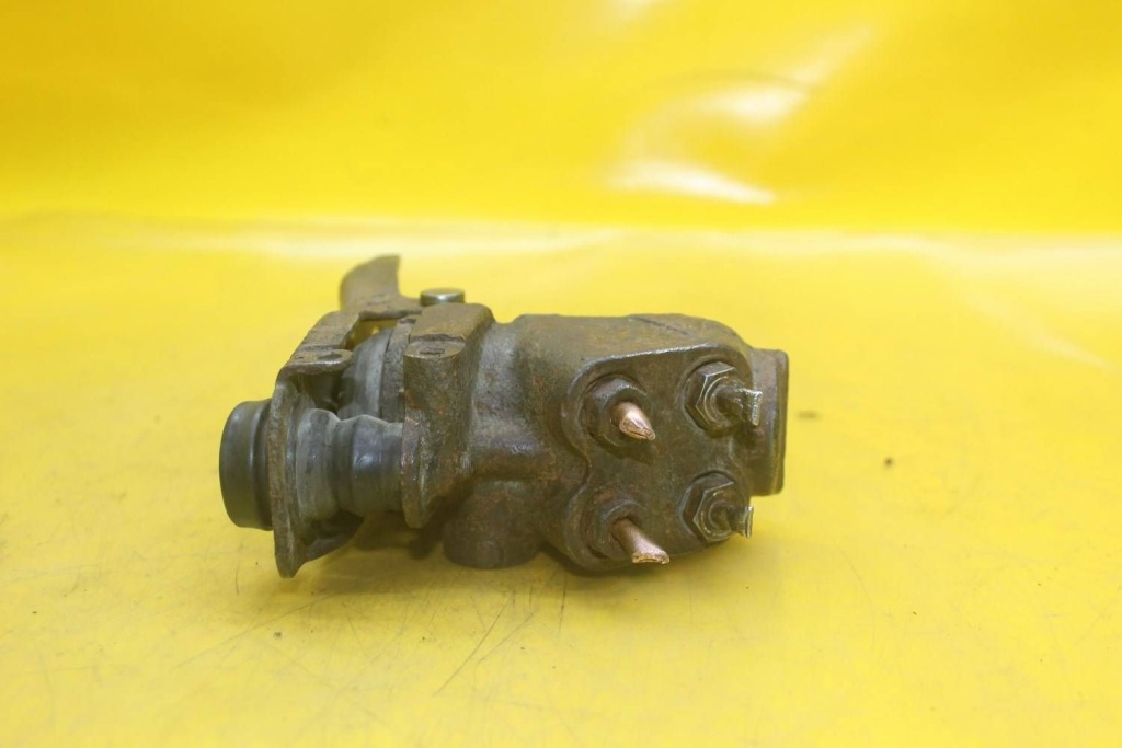 Купить Корректор усилитель торможения vw transporter t4 2.0 b 8v multivan 701612503a