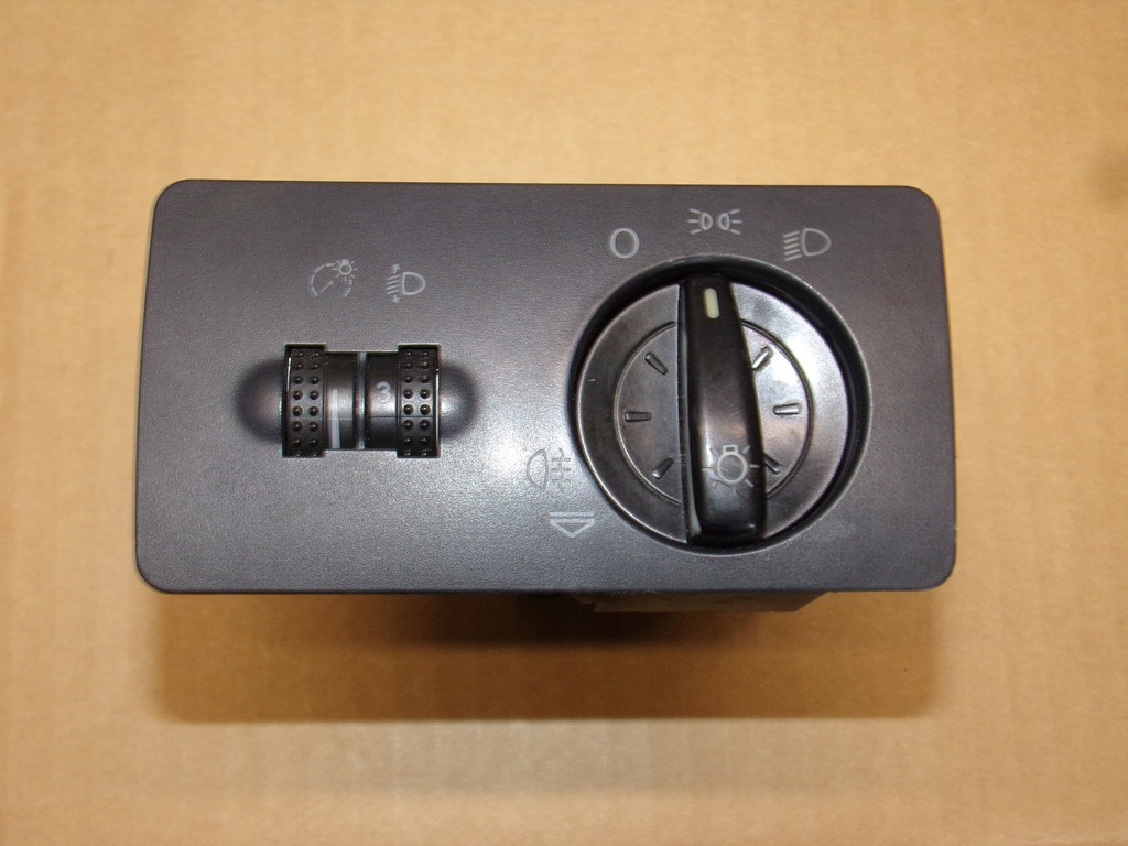 фото №1, Вимикач перемикач світла passat b4