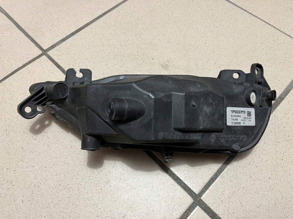фото №15, Volvo xc60 ii xc90 ii 31395866 drl протитуманна фара правий