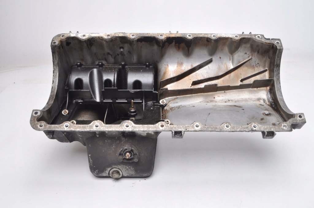 Купить Porsche 924 2.5 поддон масляная 9441012018r