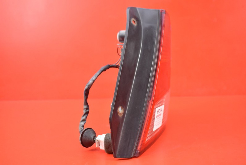 фото №6, Лампа права задня задня r92402-252 hyundai accent 2 ii 5d hb 99-13