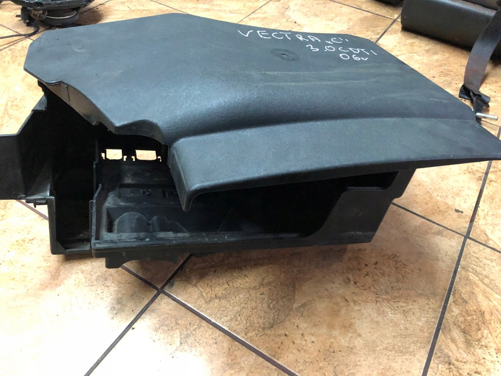 Vectra c 3.0cdti 06' универсал основание аккумулятор с Разборки