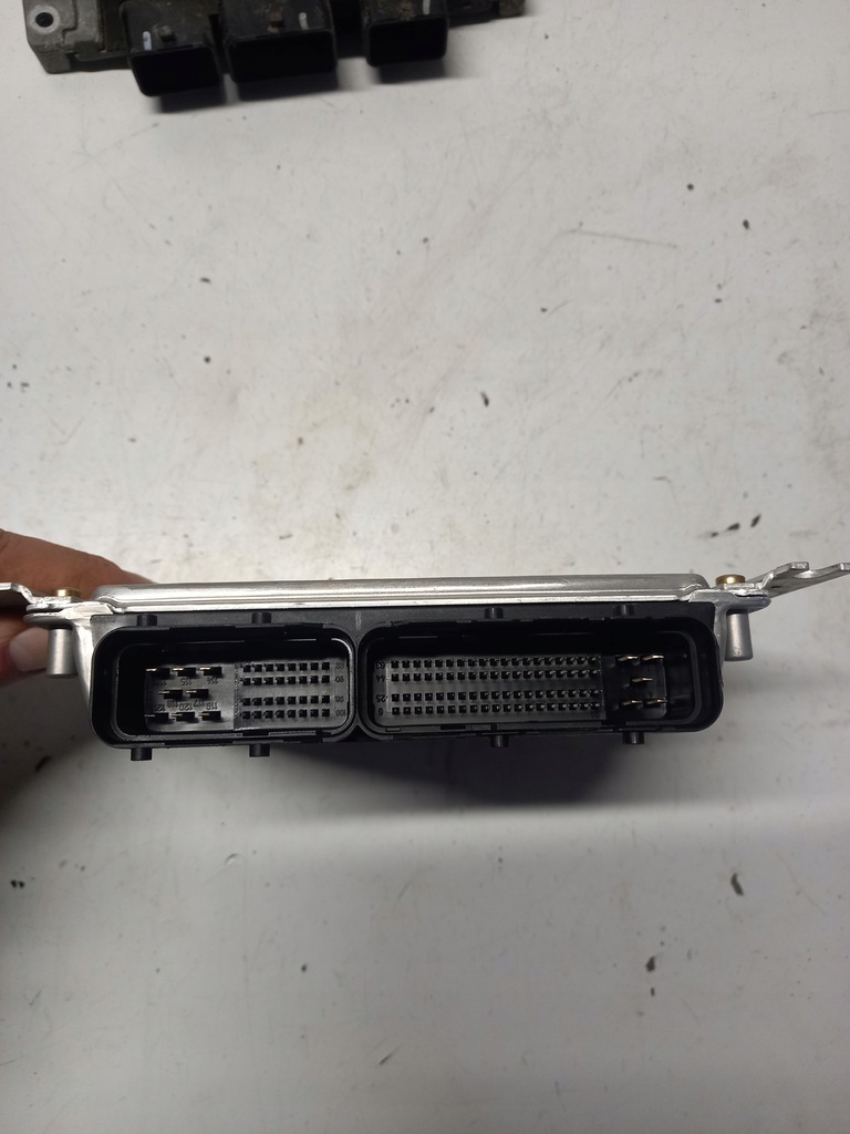 фото №5, Бортовой компьютер двигателя kia sorento 2.5 crdi 39100-4a720