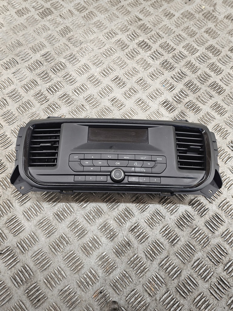 фото №1, Панель дисплей радио jumpy expert iii proace ii 9813759880 98120819zd