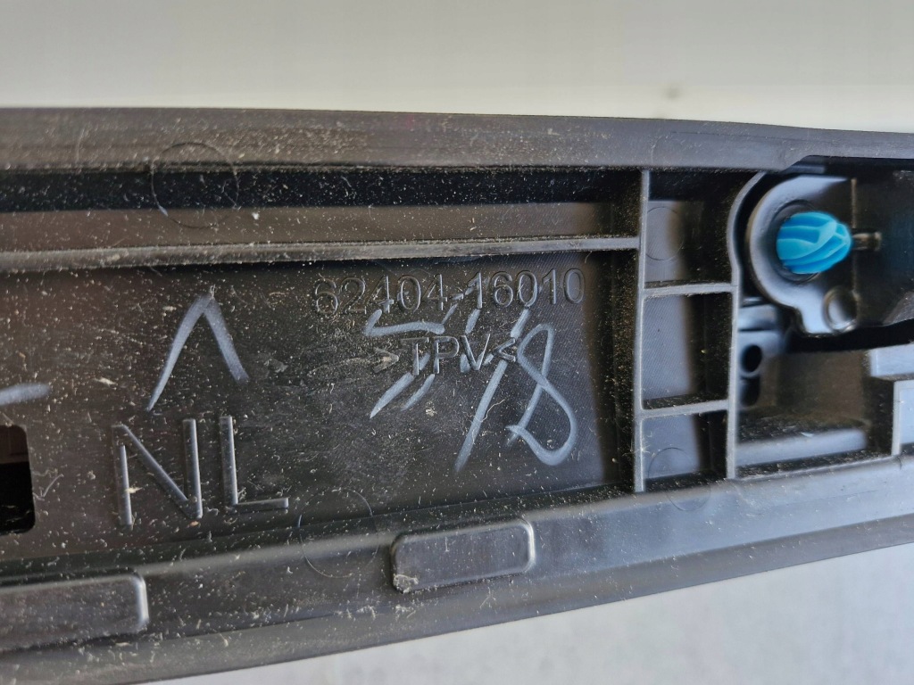 Рейлинг молдинг кровельная левая toyota corolla cross 6240416010 с Разборки