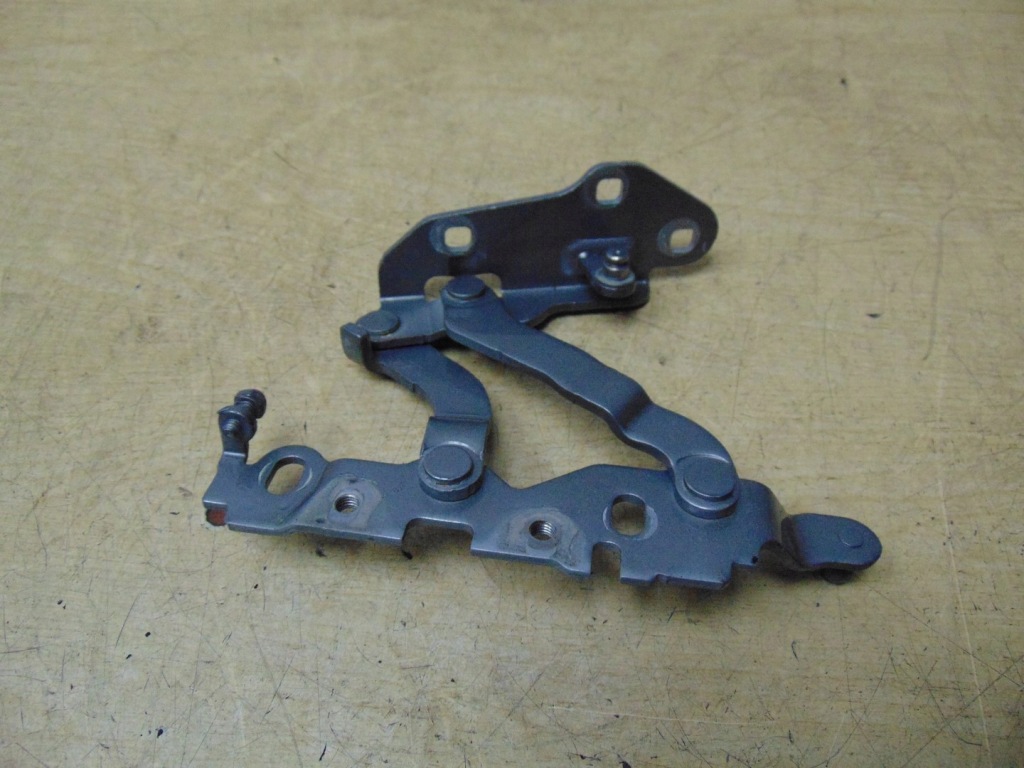 фото №6, Петля капот лівий mercedes w204 a2048800128