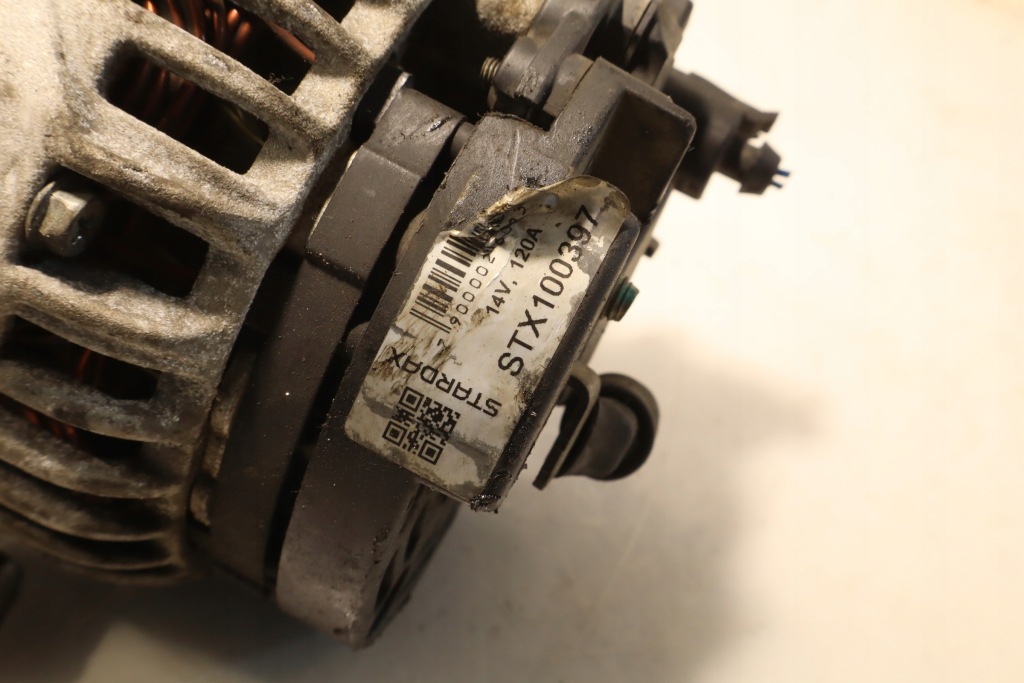 Генератор mercedes clk w209 2.6 stx100397 с Разборки