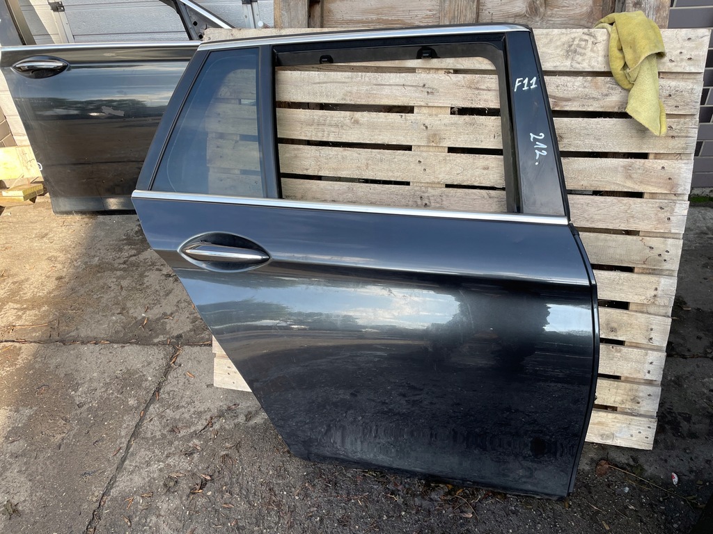 фото №13, Bmw 5 f11 дверь задняя правое левая kombi код лакокрасочного покрытия