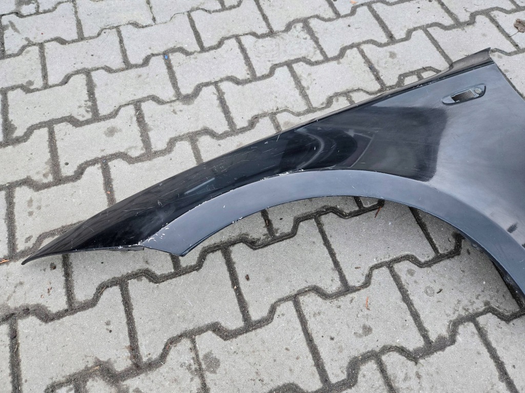 Крыло  перед сторона левая bmw 1 e81 e87 Недорого