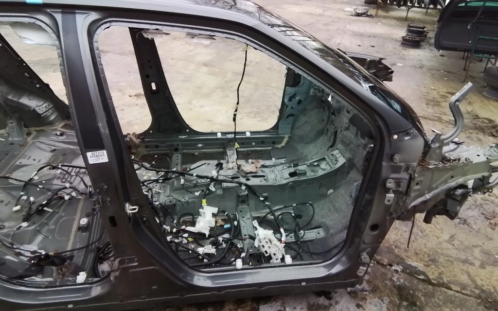 фото №1, Yaris cross четверть 1g3 порог блок двигателя правый