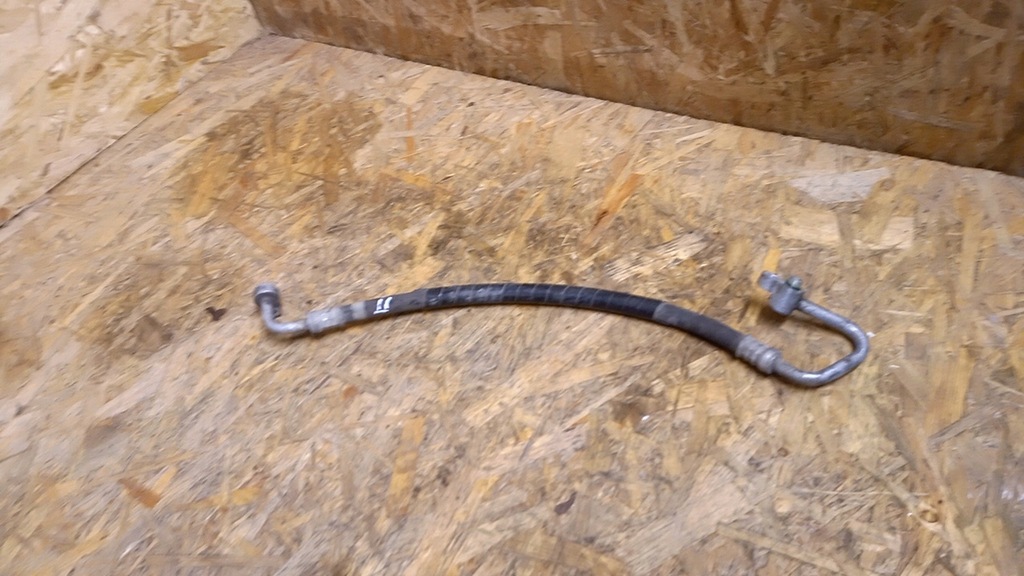 фото №8, Monterey trooper 3,2 v6 шланг кондиціонера