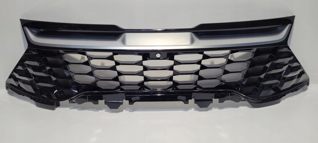 фото №1, Решітка радіатора решітка радіатора бампера kia sportage v 86350-r2030