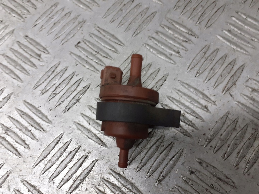 фото №1, Peugeot оригинальный номер 0280142317 клапан вакуумa