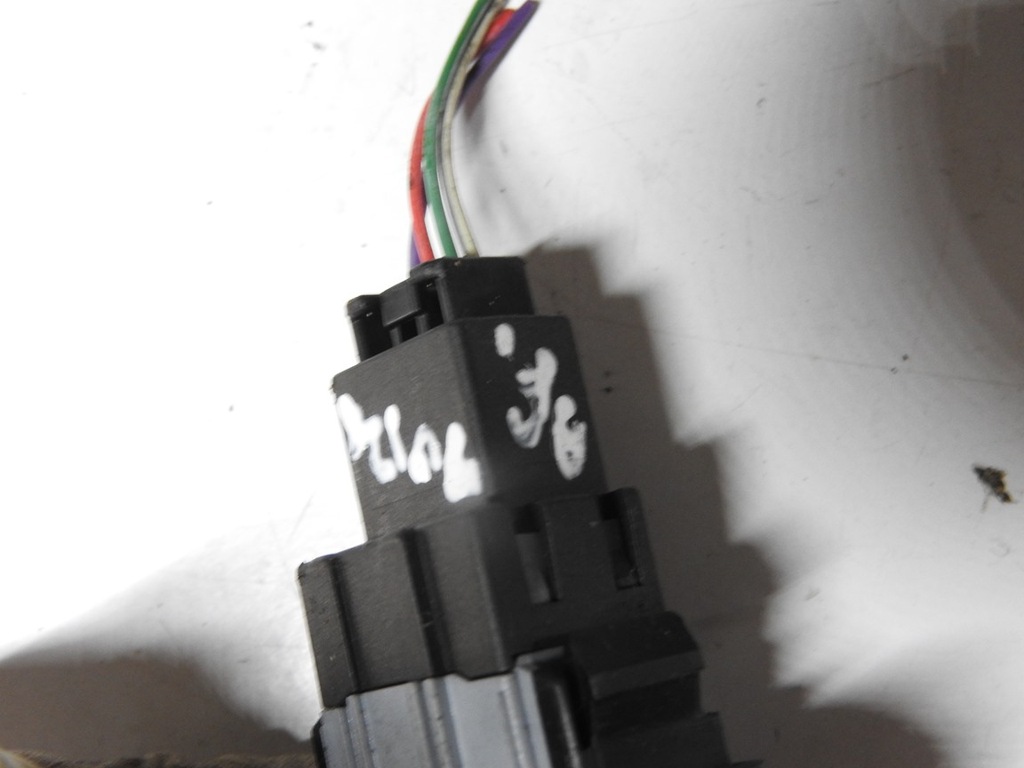 фото №15, Toyota auris i переключатель регулировки света