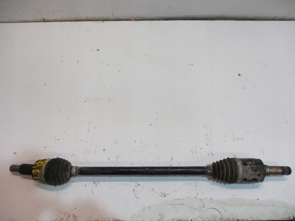 фото №1, Приводной вал правая range rover evoque ii bj32-4b402ac задняя