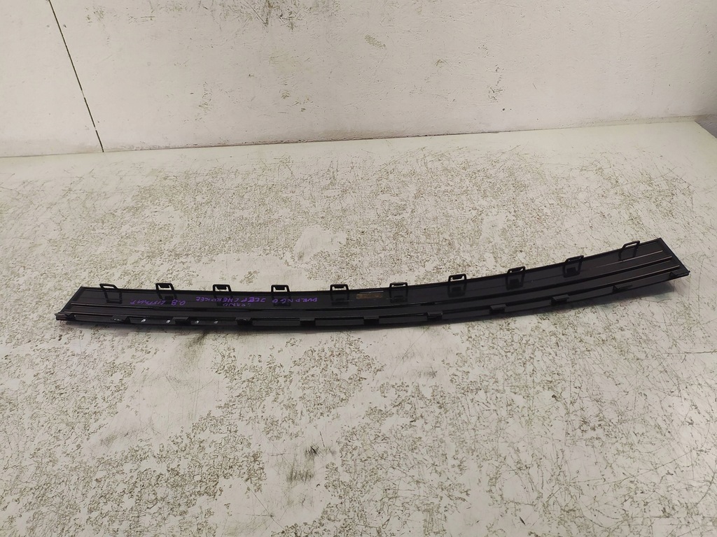 фото №8, Dodge durango 11-13 088871124 накладка бампера