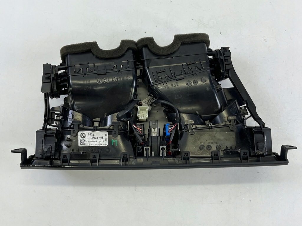 фото №6, Решётка обдув средняя 4 зона bmw f10 f11 9192903