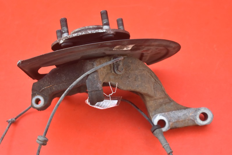 фото №5, Поворотный кулак левая перед nissan pulsar 1.2 dig-t 14r