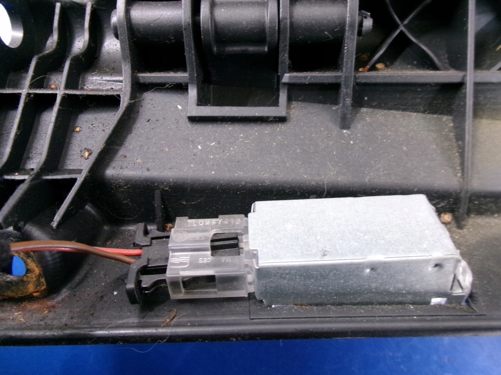 фото №7, Vw tiguan i 5n бардачок приборная панель пассажира чёрный ручка бардачка