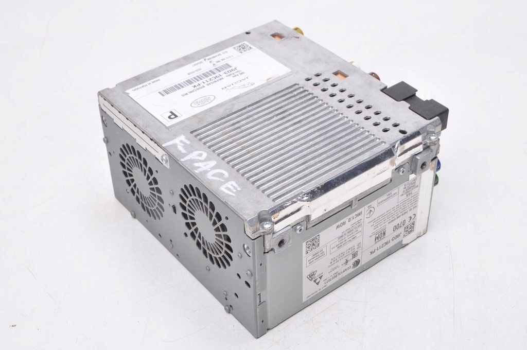 фото №1, Jaguar f-pace x761 радио навигация j9d3-19c211-pk