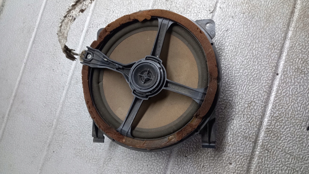 фото №1, Динамік лівий задня volvo s80 i 00r sedan 8633574