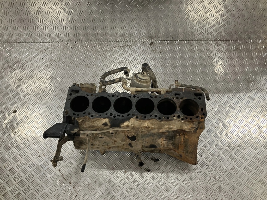 фото №11, Блок двигателя голый nissan patrol y60 89- 2.8 td rd28t