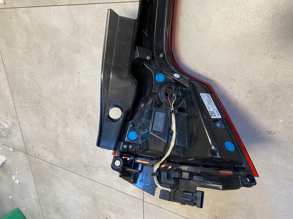 фото №12, Volvo v60 ii лампа левый задняя led 32291358