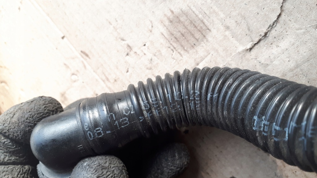 фото №4, Sq5 8r q5 шланг вентиляция картера трубка 3.0 tdi a6 c7 a7